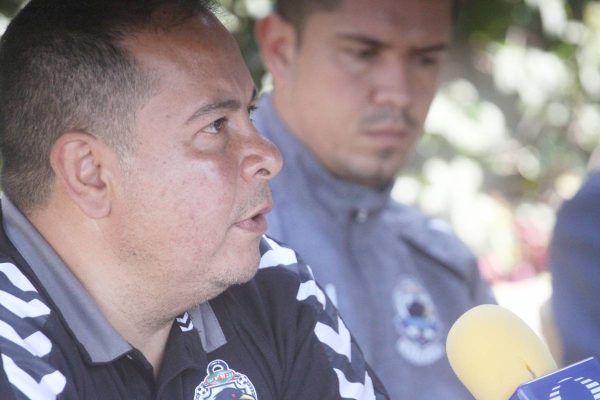 Marco Serrato y Juan Serna, directivos de la franquicia que se muda a Tepic