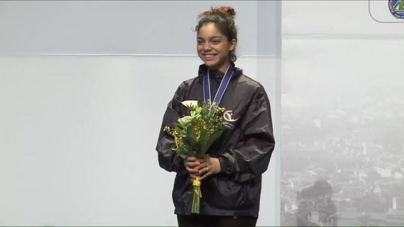 Natalia Botello, subcampeona mundial Juvenil en Sable Femenil