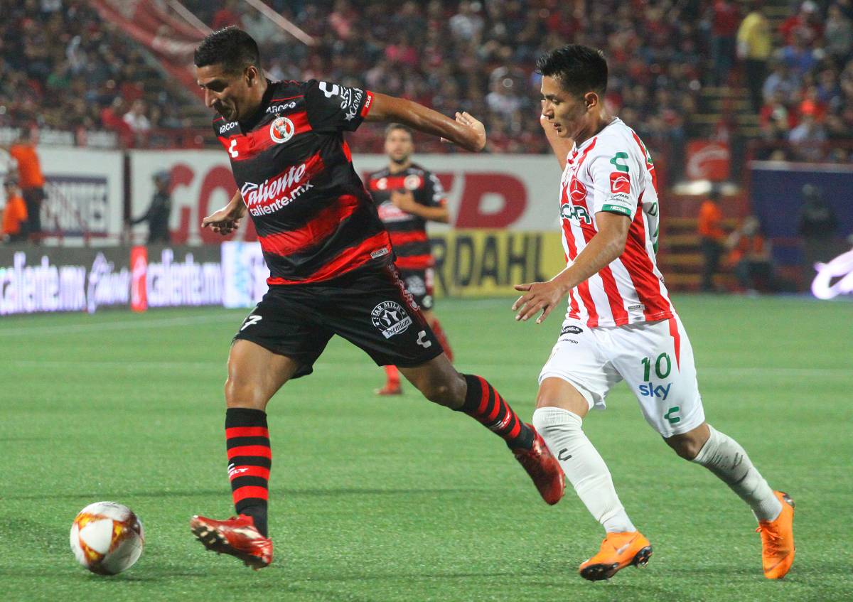 Xolos vs necaxa (23)