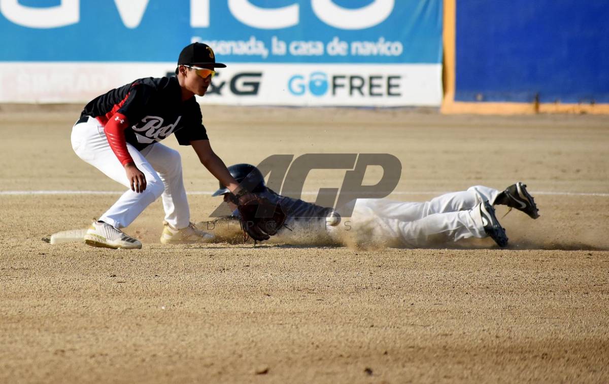 REDS VS MINEROS (19)