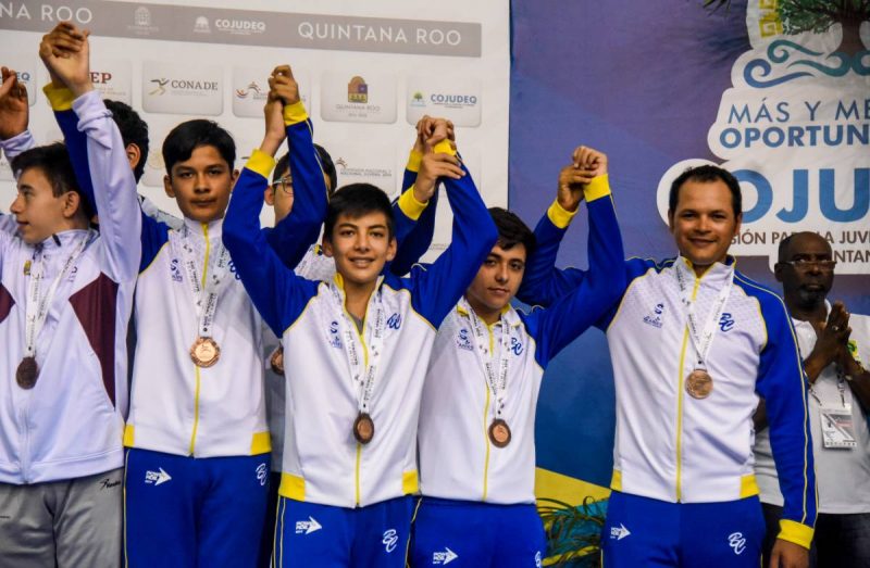 BC en el podium Sub 15