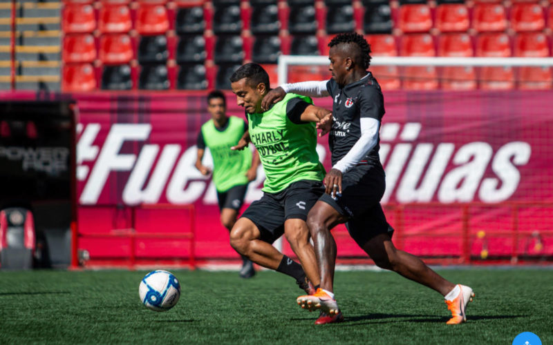 EA93A7FB-BD08-4FA7-AC34-E43415E54C5F