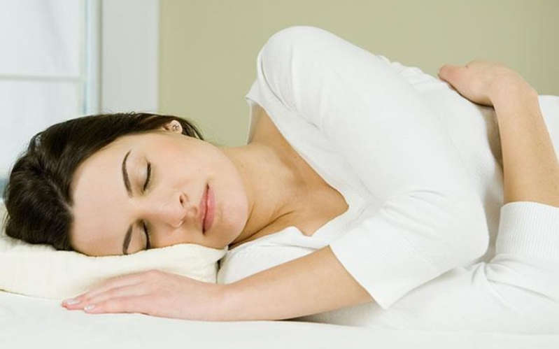 SUEÑO DORMIR