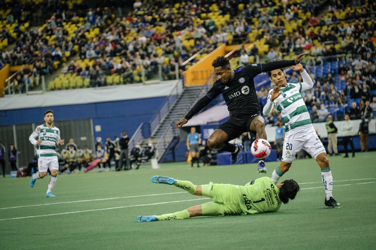 Montreal-Santos