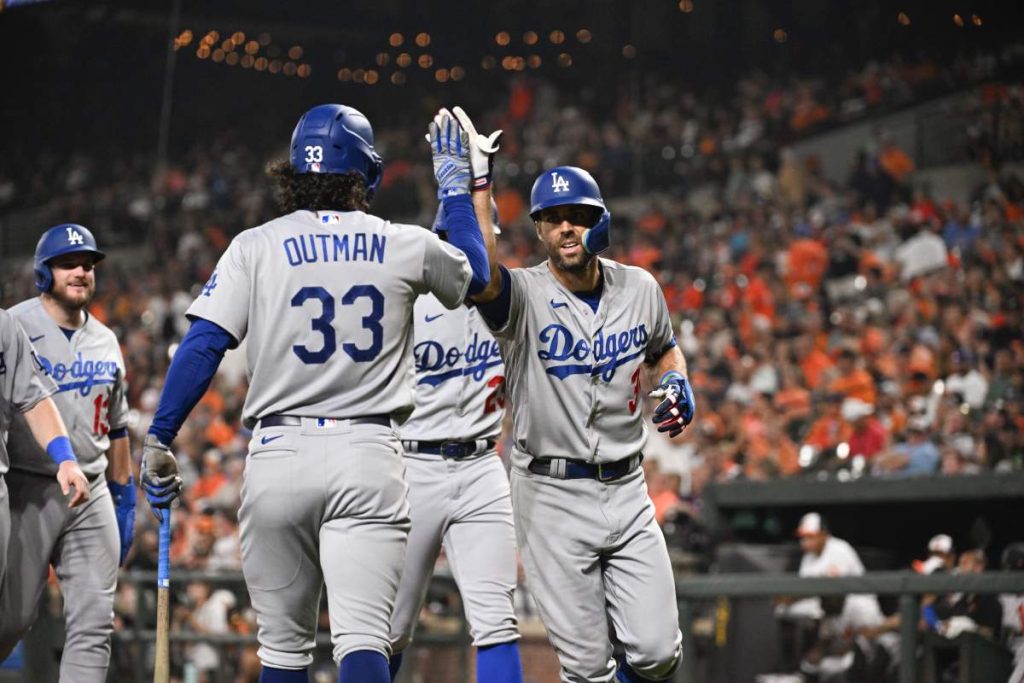 Dodgers Outman