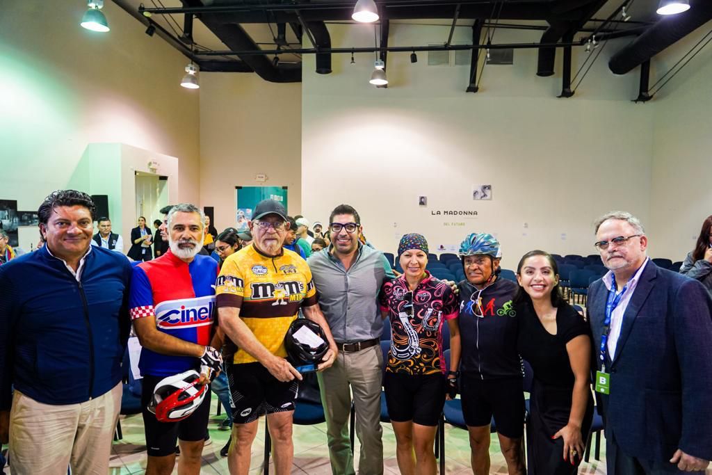 828f788f-63bd-4beb-91e8-24b582422f32