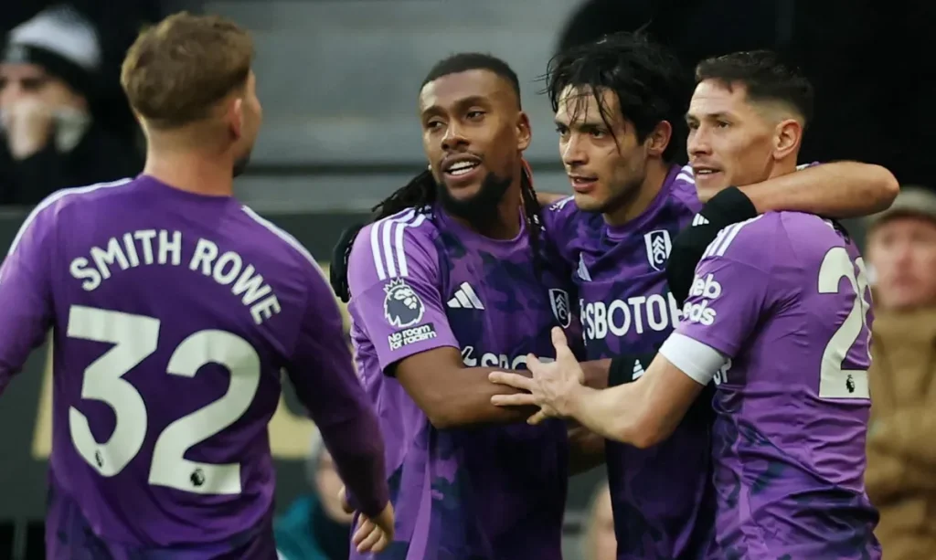 2025-02-01T162318Z_212624289_UP1EL2119ISKT_RTRMADP_3_SOCCER-ENGLAND-NEW-FUL-REPORT