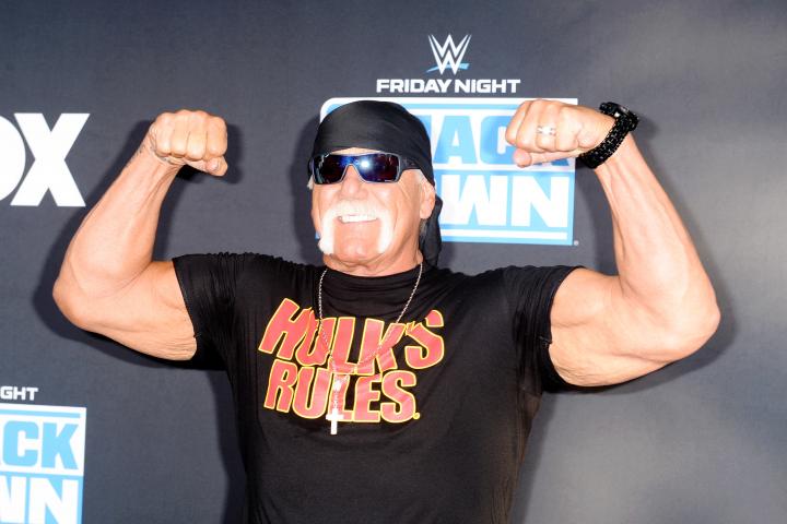 hulk-hogan-posando-para-la-wwe