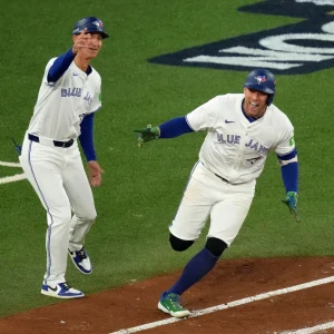 Los Blue Jays ganan el definitivo a Seattle y son rivales de los Dodgers en la Serie Mundial