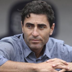 A.J. Preller seguirá tomando las decisiones en los Padres