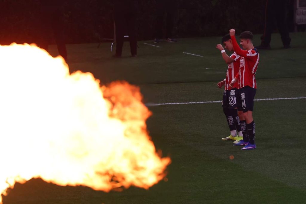 MX CHIVAS1