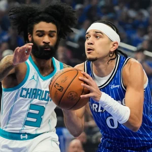 El Magic aplastó y eliminó a los Hornets; será el rival de los líderes Pistons en playoffs