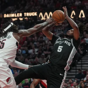 Ventaja recuperada para los Spurs, en casa de los Trail Blazers