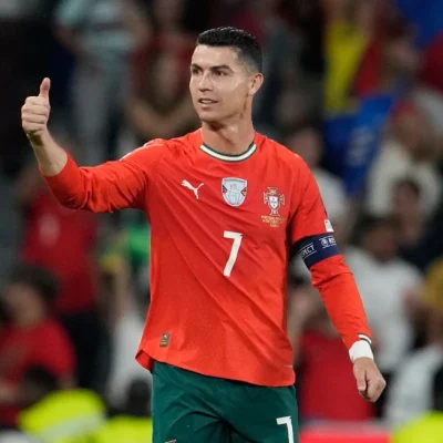 CR7