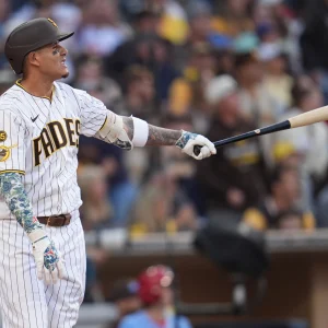 Jonrón de Manny Machado y los Padres vencen a los Cardenales