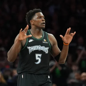 Los Timberwolves igualan la serie imponiéndose a los Spurs