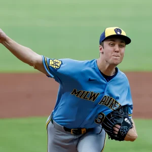 Los Bravos propinan derrota a los Cerveceros y a Misiorowski