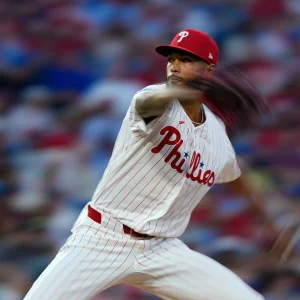 Finaliza la racha de Sánchez sin admitir carrera, pero los Phillies se imponen a los Padres