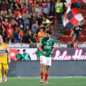 Los Xolos se imponen a los Tigres con par de goles agónicos