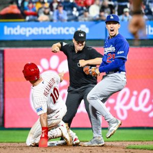 Los Dodgers remontaron a los Phillies y los vencen con una doble matanza final