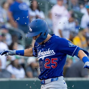 Edman conecta su primer jonrón de 2026 y los Dodgers aseguran la serie en Sacramento