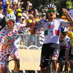 Isaac del Toro y una nueva hazaña: gana la segunda etapa del Tour de Francia