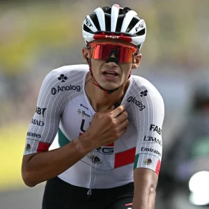 Isaac del Toro, tercero en la Etapa 15 del Tour de Francia