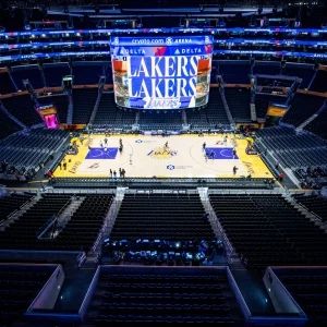 Se acabó cualquier presencia de la familia Buss al frente de los Lakers