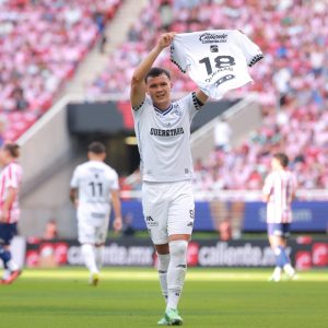 Querétaro venció a las Chivas en Guadalajara