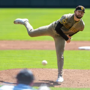 Los Padres pierden con los Rojos y finalizan su gira de seis juegos con cinco derrotas