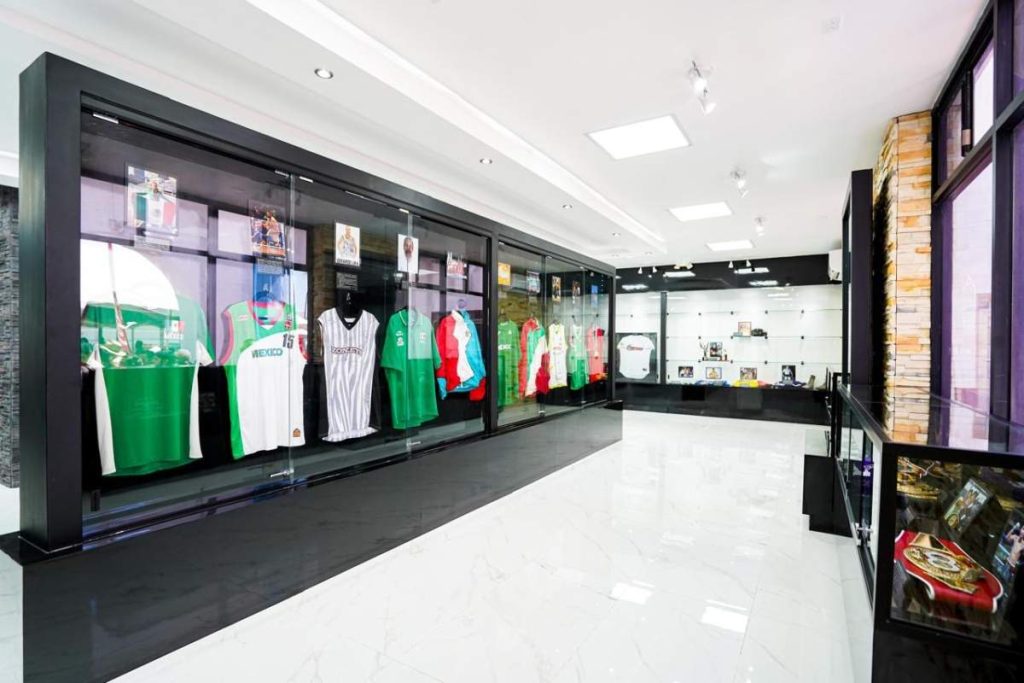 SALON