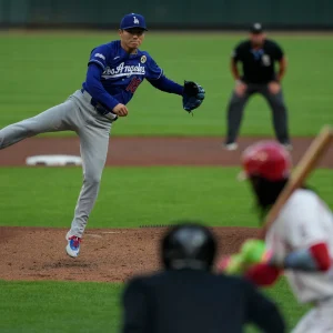 Yamamoto lideró la blanqueada de los Dodgers en Cincinnati
