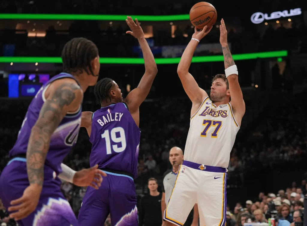 LAKERS