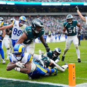 Remontada triunfal de los Rams en Filadelfia