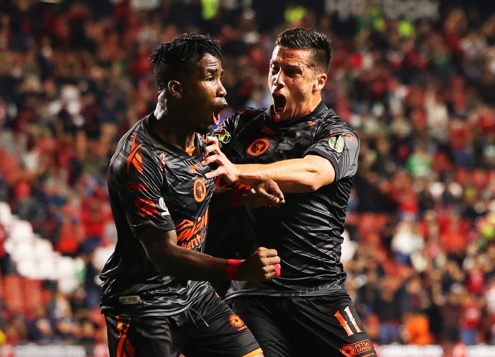 XOLOS