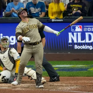 El techo de su estadio clave para la victoria de los Brewers sobre los Padres