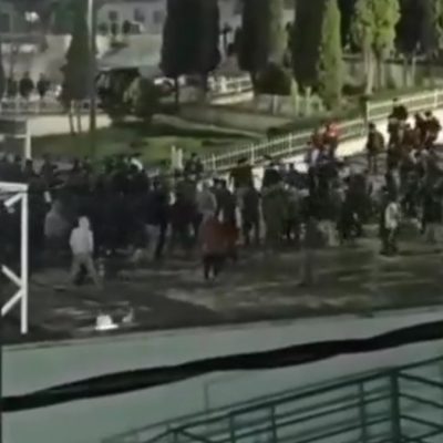 rescatan-a-dos-hombres-de-linchamiento-en-zinacantan-chiapas